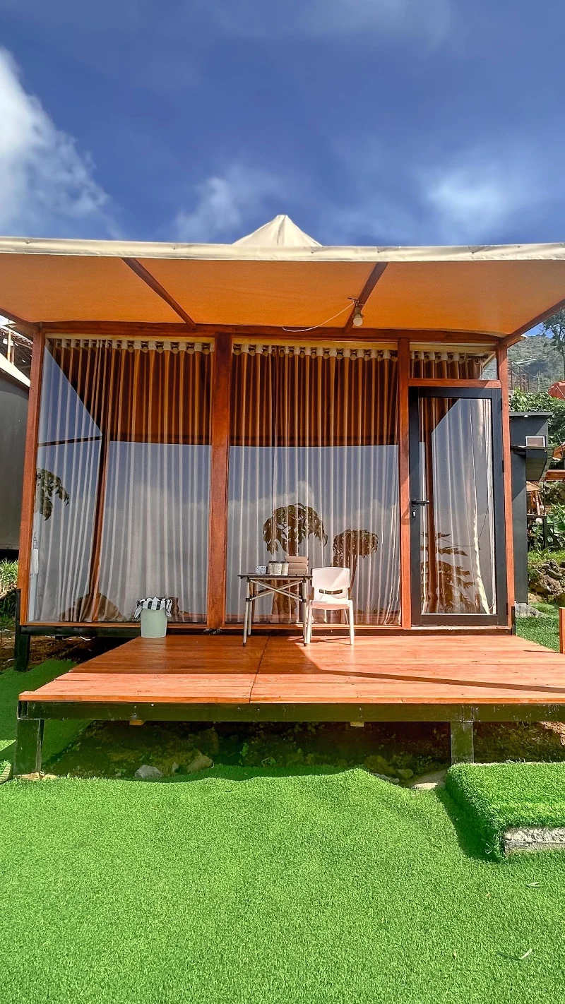 Glamping Deluxe